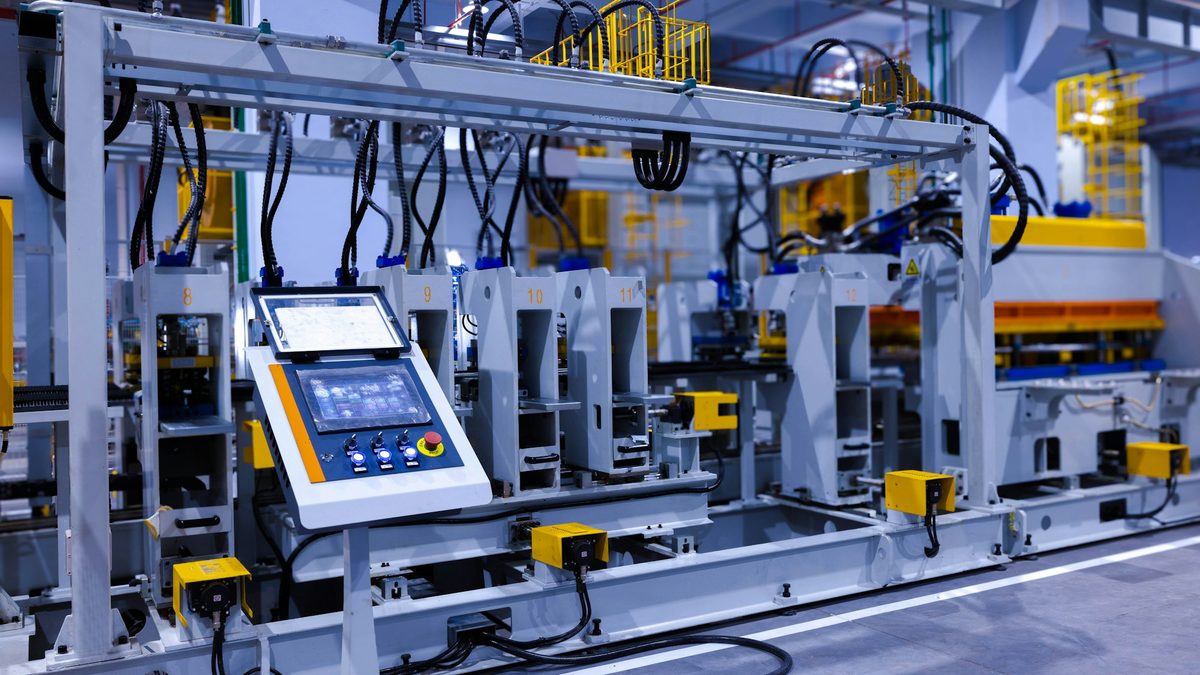 Sensors and cabling mounted on an automated machine frame